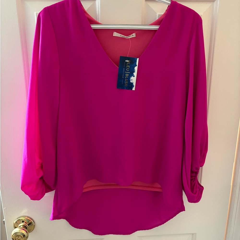 Women’s pink flowy top size small